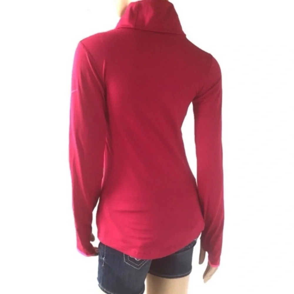 Nike Women’s Dri Fit Top Small